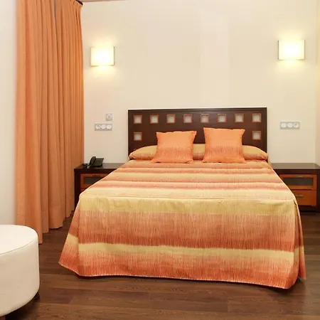 Rincon Del Conde 3* León