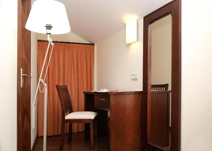 Hotel Rincon Del Conde 3*